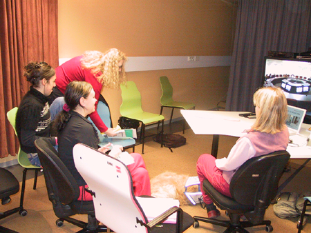 Sari Salovaara speaking in new-conference room